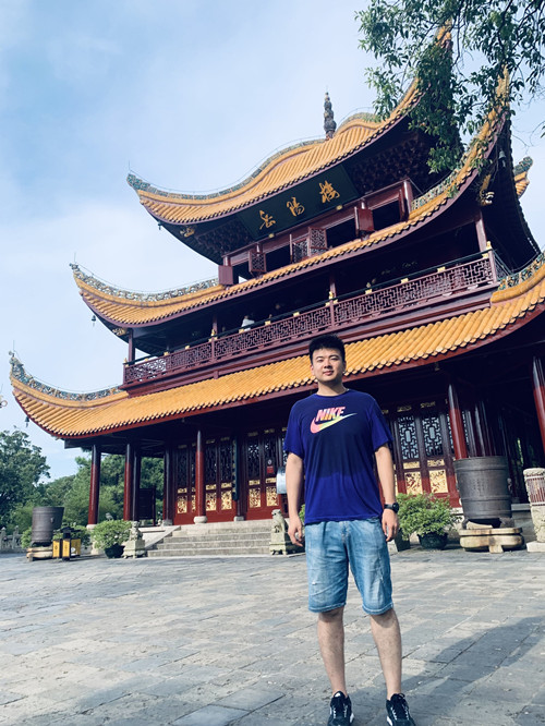 c760202b46d7451f98f6d66939bdc917.jpg 陈辰_副本.jpg